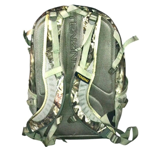 Tenzing Pace Day Backpack Camo Pattern Water Reservoir Hunting Camping Scouts - Picture 6 of 8